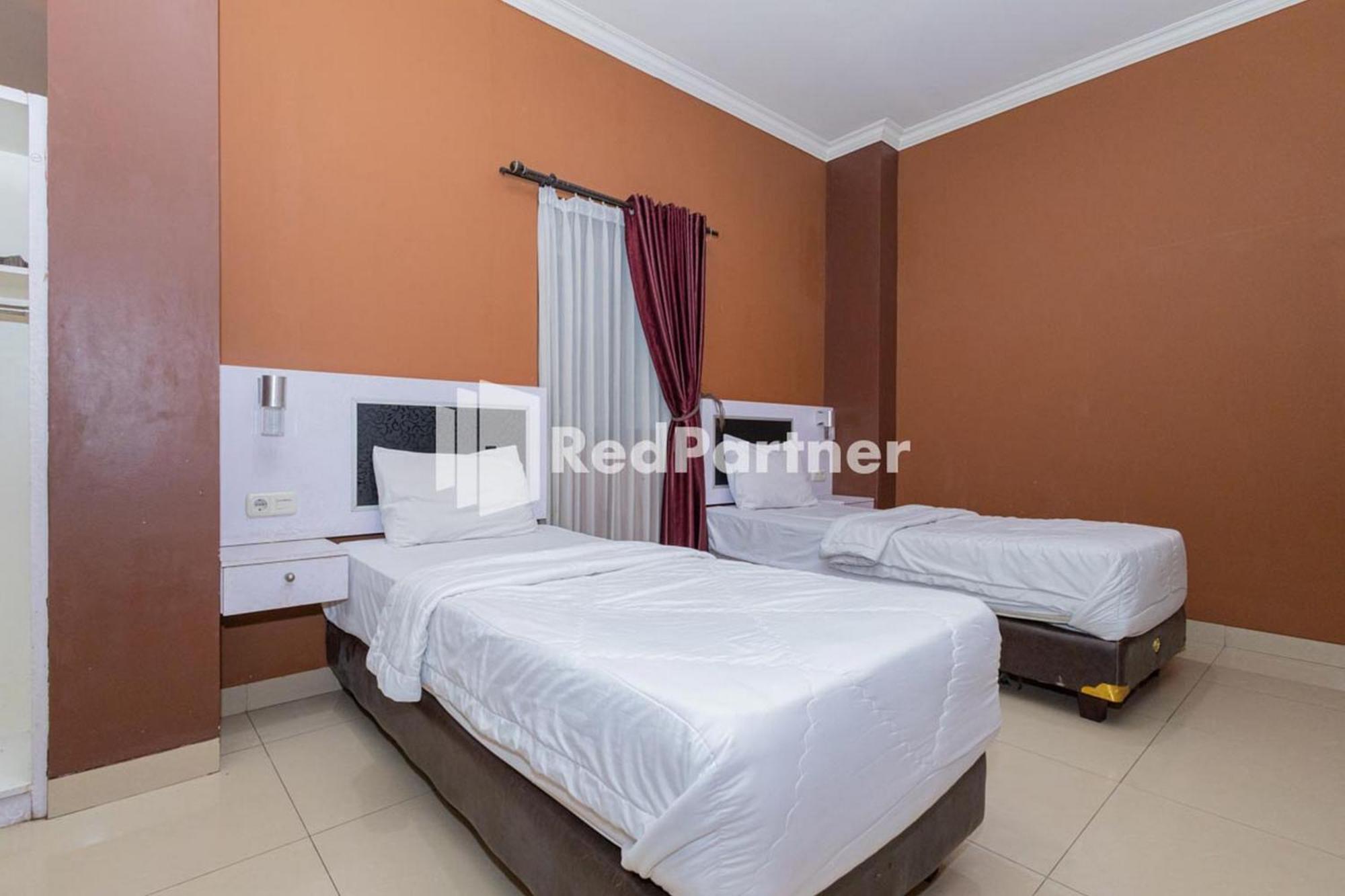 Star Hotel Jaksa Mitra Reddoorz Jakarta Buitenkant foto