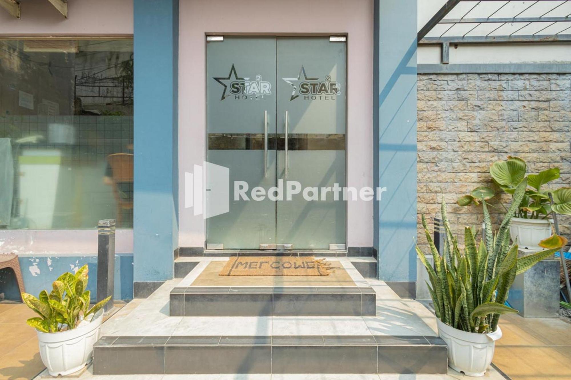 Star Hotel Jaksa Mitra Reddoorz Jakarta Buitenkant foto