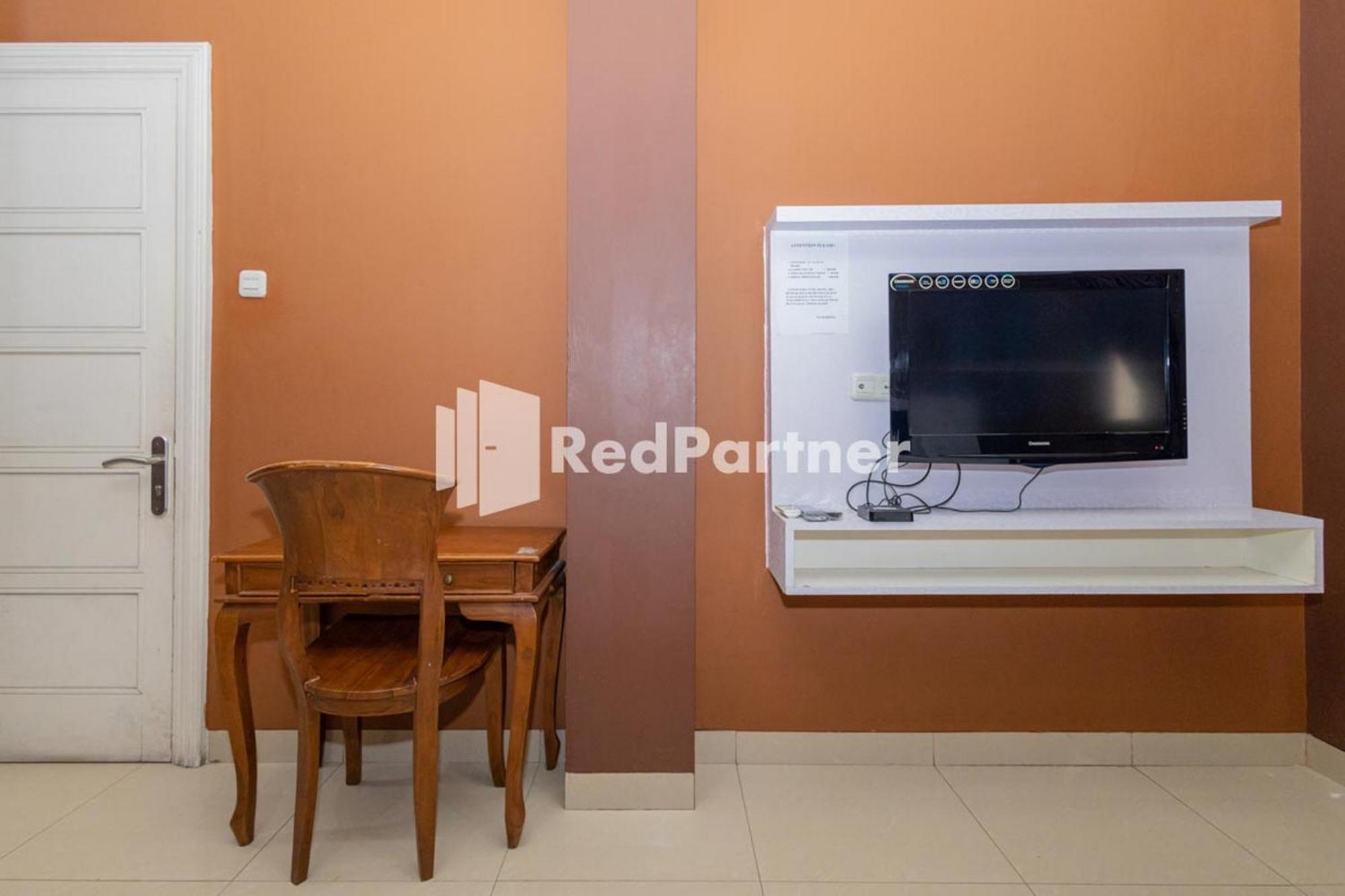 Star Hotel Jaksa Mitra Reddoorz Jakarta Buitenkant foto