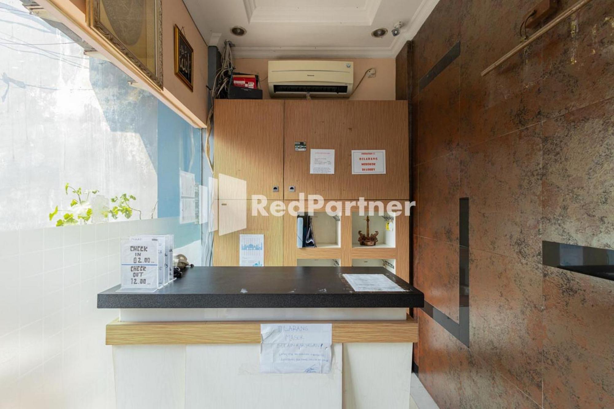 Star Hotel Jaksa Mitra Reddoorz Jakarta Buitenkant foto