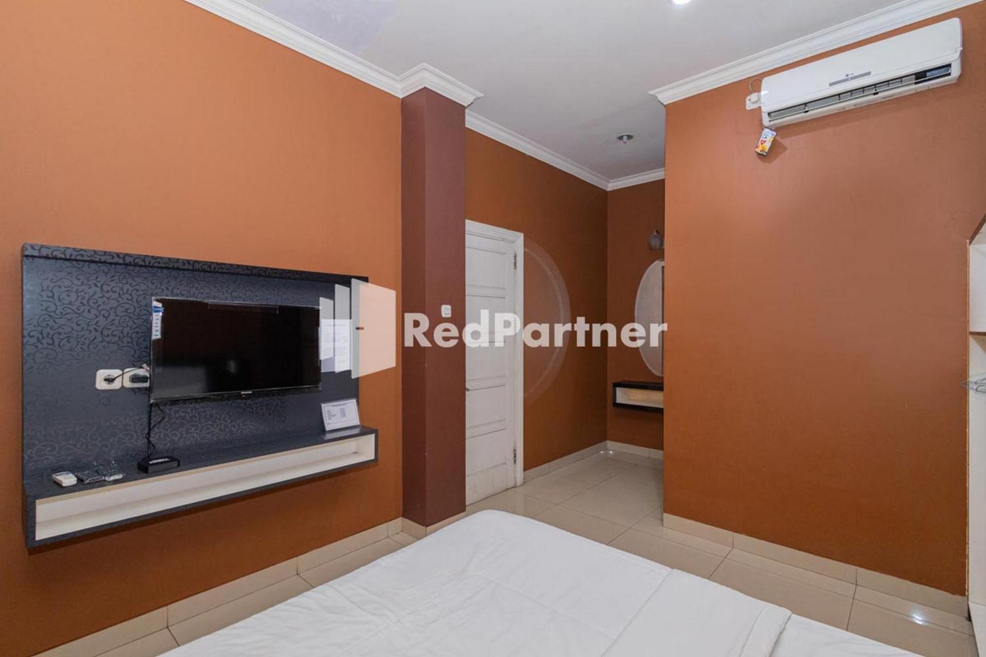 Star Hotel Jaksa Mitra Reddoorz Jakarta Buitenkant foto
